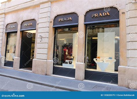 prada outlet store rome